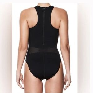 NEW Nike Women's Water Polo High Neck Tank, Black, Size 32/6